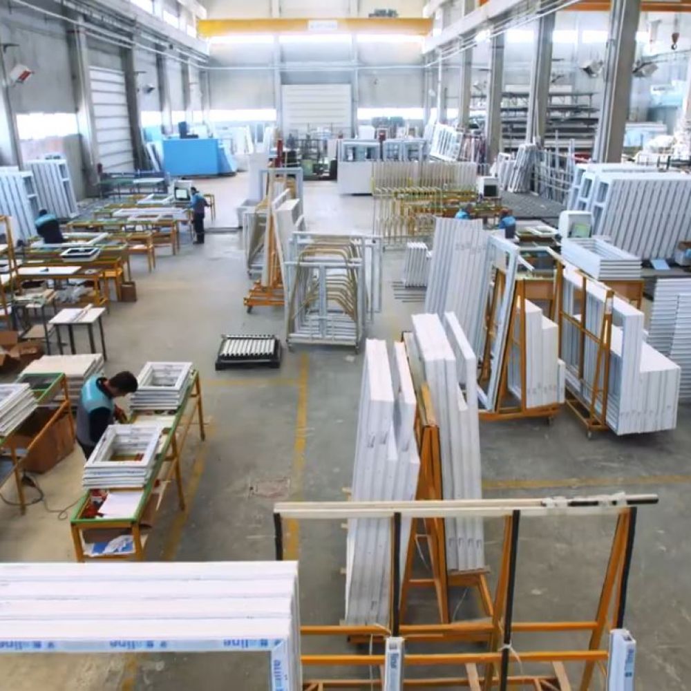 Εσωτερικές πόρτες  laminate  και μασίφ